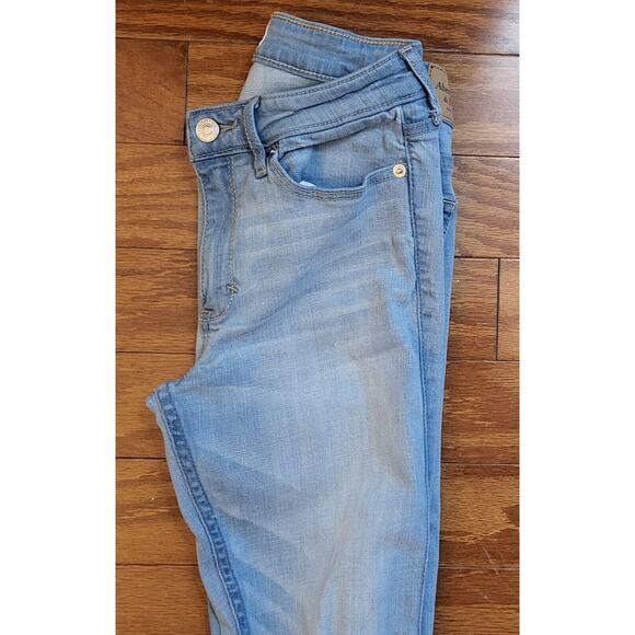 Abercrombie & Fitch Jeans Women (4L) 26X31 Super Skinny Low Rise Distressed - Picture 15 of 16